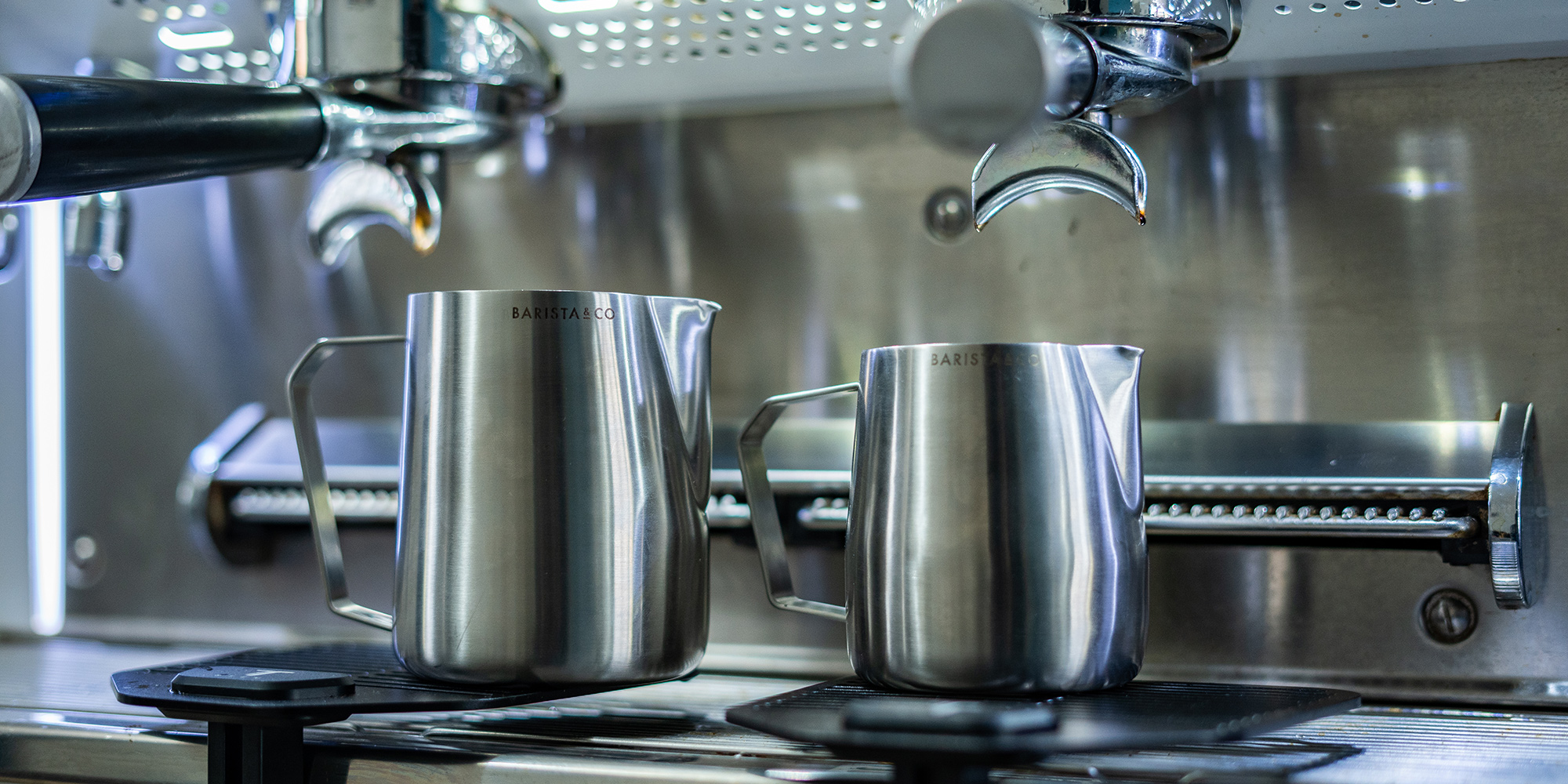 バリスタ プロ ミルクピッチャー 620ml